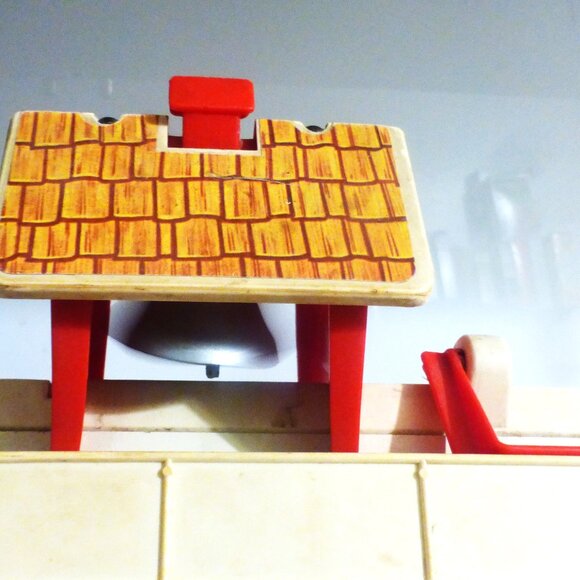 Vintage Fisher Price SCHOOL HOUSE Fisher Price PLAY GROUND Desk Pre-School - Picture 12 of 15